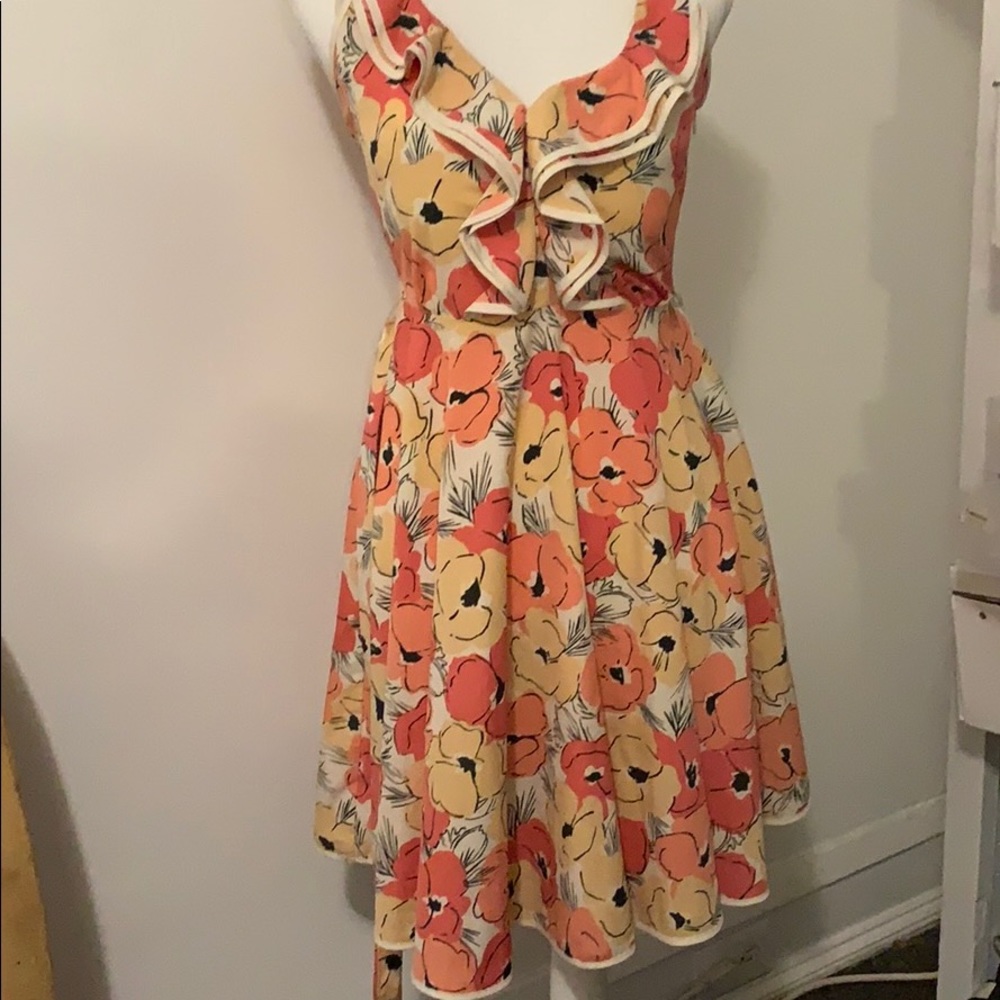NWT Pretty floral dress
